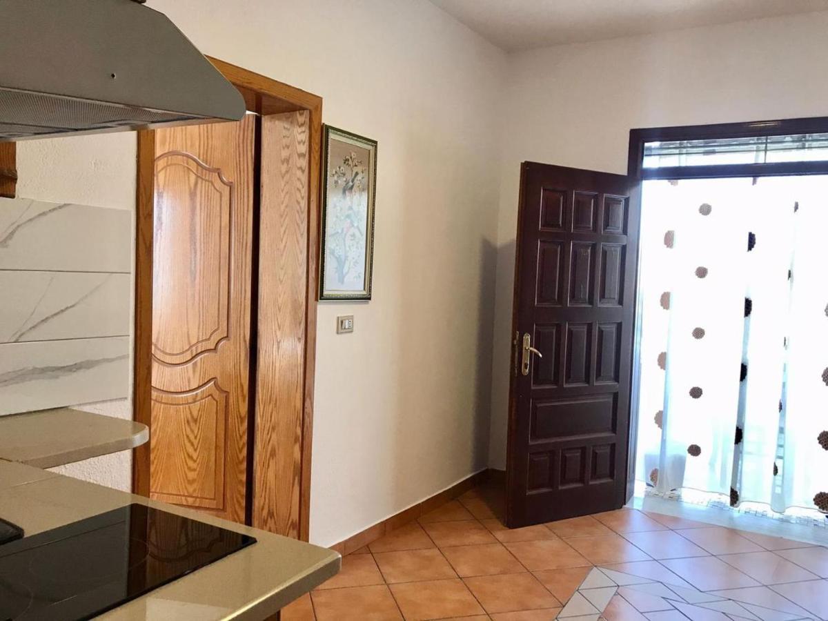 Vila Arlind Hotel Vlore Exterior photo
